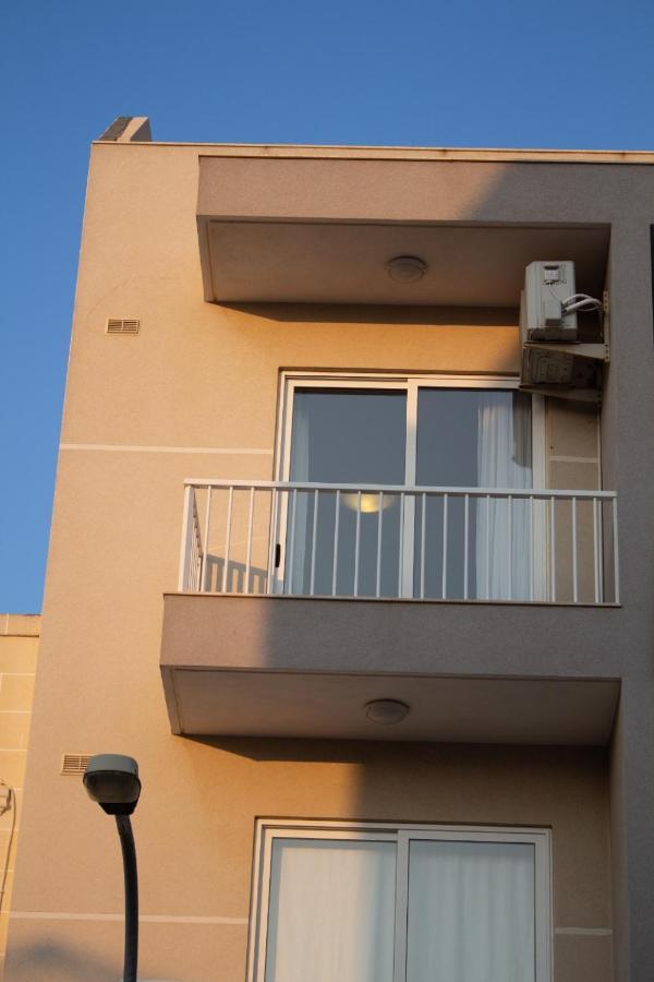 2 Bedroom Apartment Close To City Centre Tas-Sienja エクステリア 写真